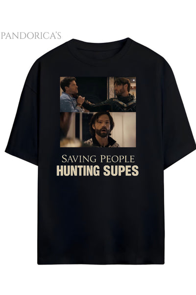 Pandorica's Saving People Hunting Supes Yazılı The Boys & Supernatural Unisex Pamuklu T-shirt