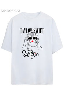 Pandorica's TAYLOR SWIFT Tasarımı "Swiftie" Yazılı Unisex Pamuklu T-shirt